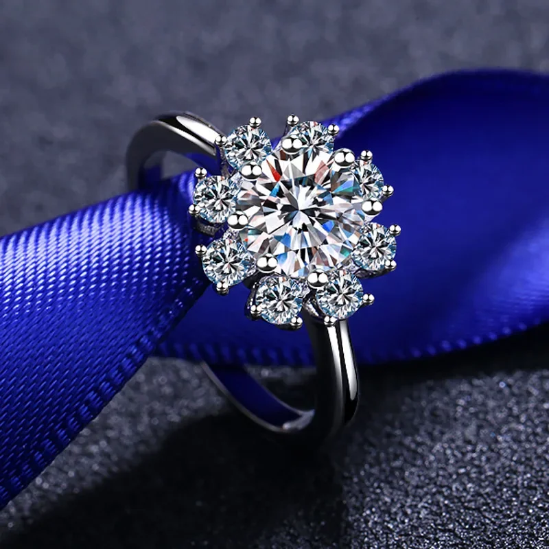 

S925 Sterling Silver Moissanite Female Ring Sunflower Octagonal Ring Valentine's Day Gift Proposal Marriage Agency
