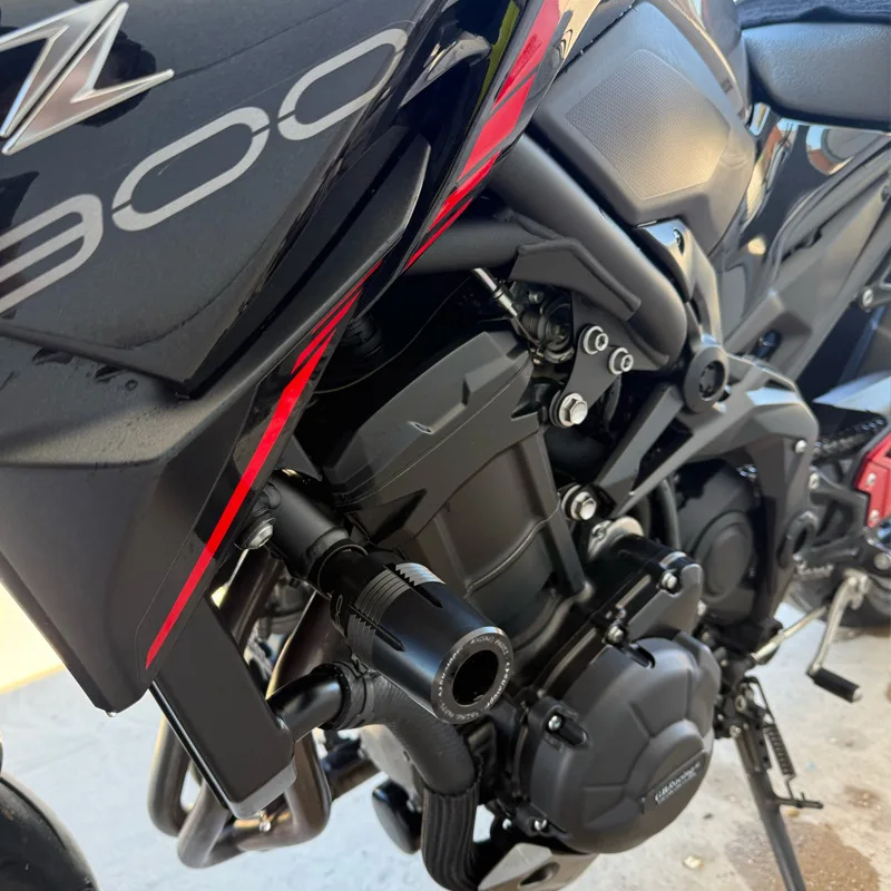 For KAWASAKI Z900 Z 900 RS 2017-2025 Motorcycle Frame Sliders Crash Protector Falling Protection Engine Crash Pad Accessories