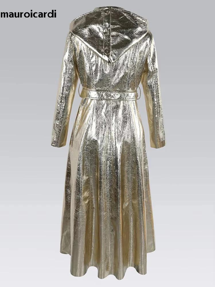 Mauroicardi Jesienny luksusowy elegancki złoty błyszczący płaszcz Maxi ze sztucznej skóry dla kobiet z kapturem Bardzo długa luksusowa designerska odzież