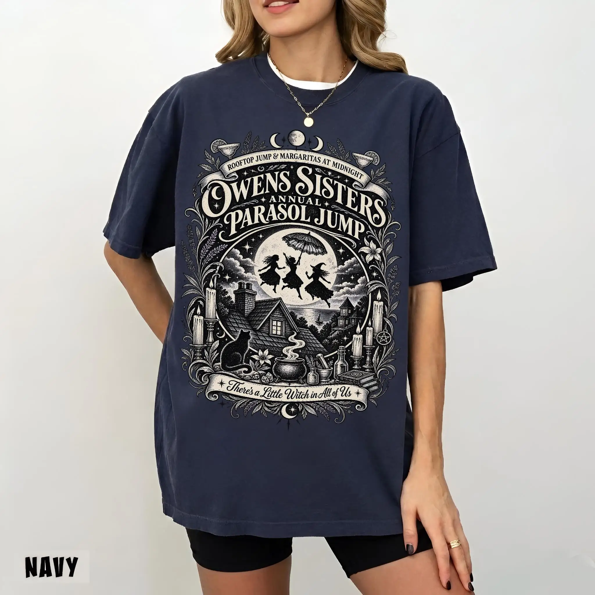Praktisches Halloween-Shirt mit dem Motiv „Owens Sisters Parasol Jump Midnight Margaritas“, kurzärmeliges T-Shirt für Damen, geeignet für Damen und Herren. – Detail 9