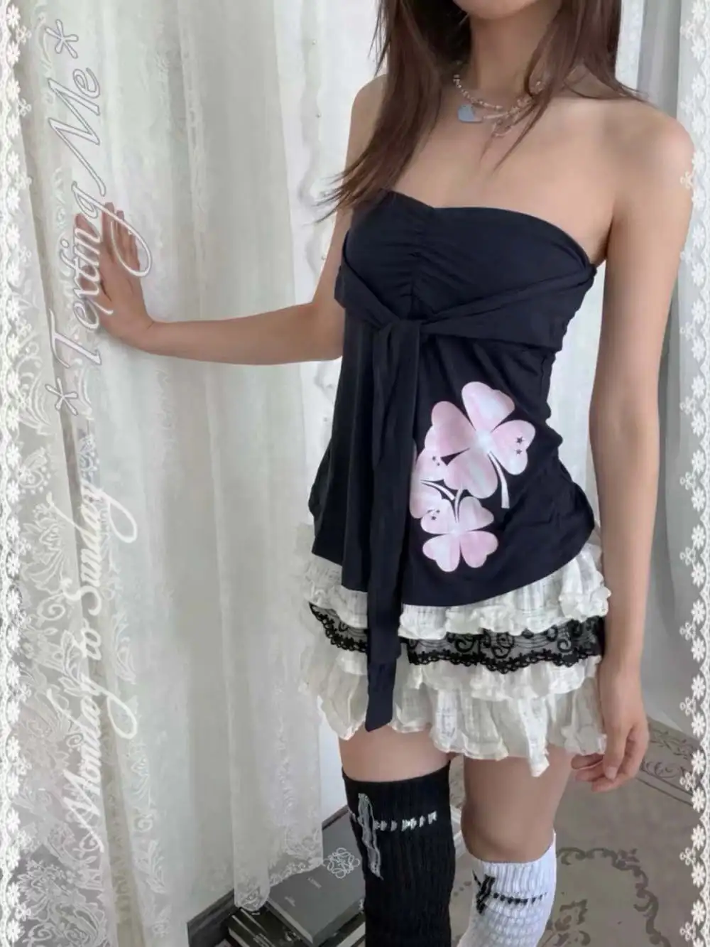 New summer retro subculture four leaf clover print hanging neck, strapless, sweet cool vest top, spicy girl street trend, niche
