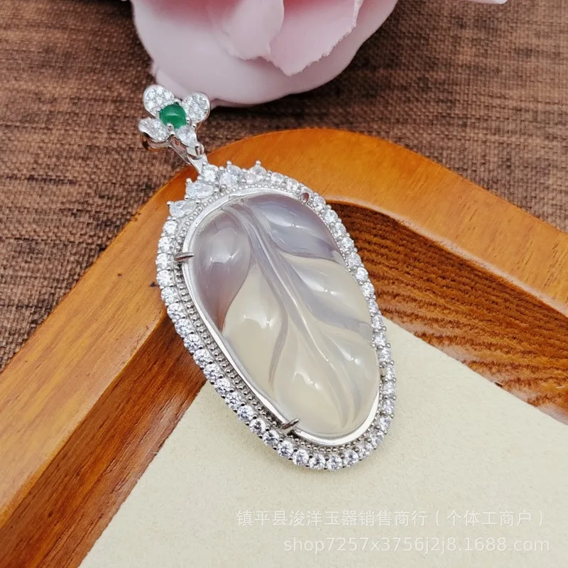 All-over S925 sterling silver inlaid natural chalcedony pendant with high-transparency agate leaf gemstone necklace