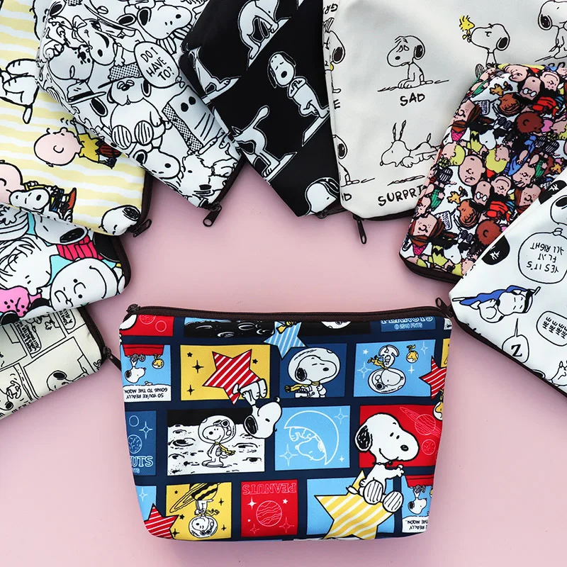 Snoopy Makeup Bag Cartoon Large Capacity Cosmetic Storage Bag Portable Travel Toiletry Organizer Women Clutch Bag Handbags