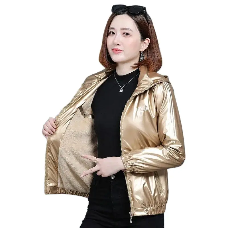 

Autumn And Winter New Bright Ladies Detachable Hat Loose Casual Coat 2023 Fashion Short Fleece Warm Cotton-padded Clothes Female