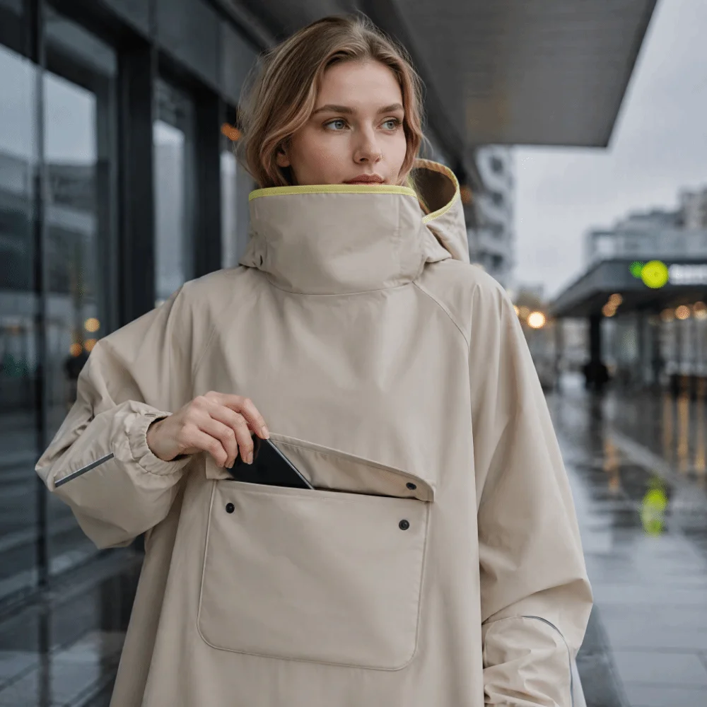 Heavy Rain Waterproof Rain Poncho Vehicle Design All-in-One Design Waterproof Raincoat Easy to Wear