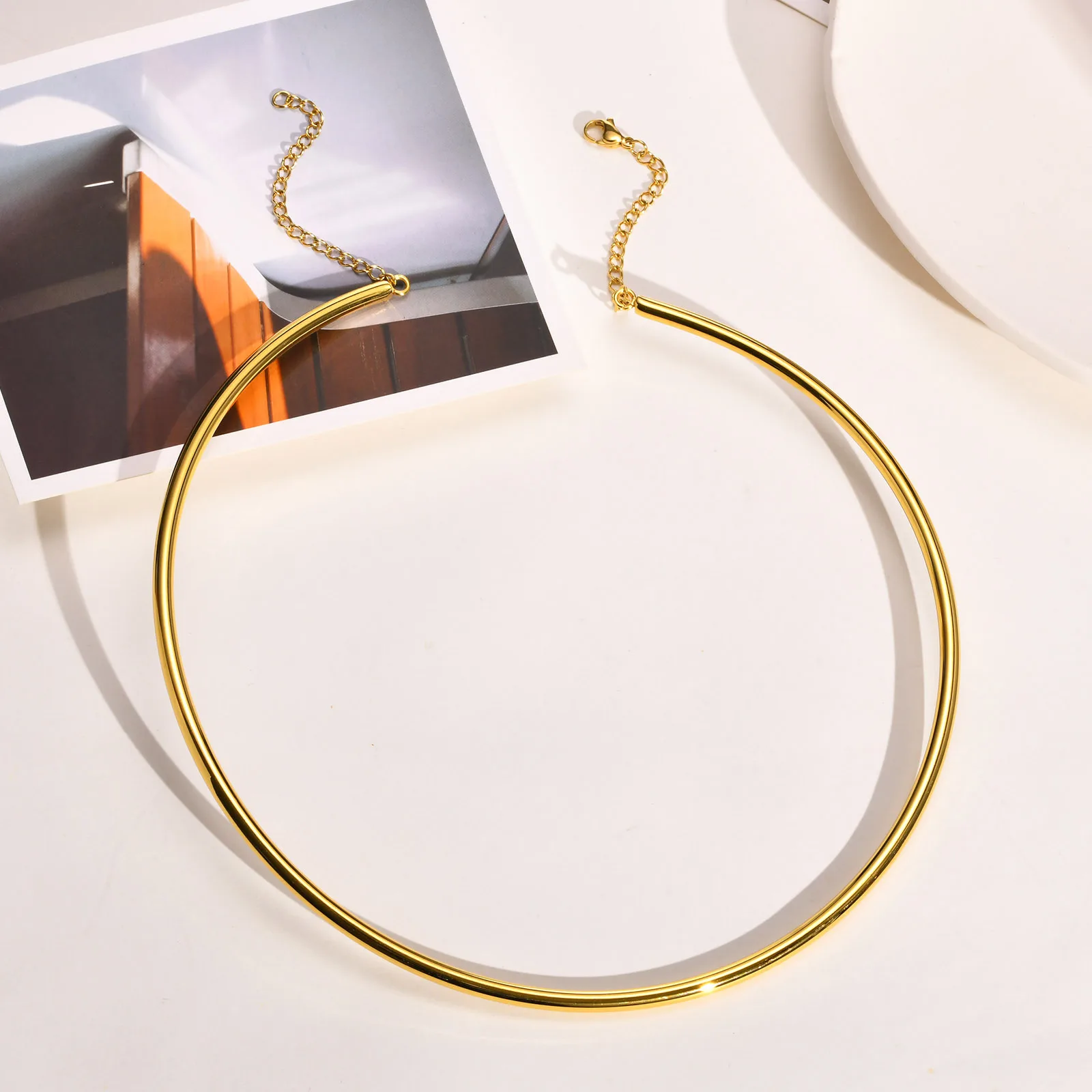 Goldfarbene Edelstahl-Schmuckkette, Halsband-Halskette für junge Mädchen, Mutter, Freundin, Valentinstagsgeschenk – Detail 4