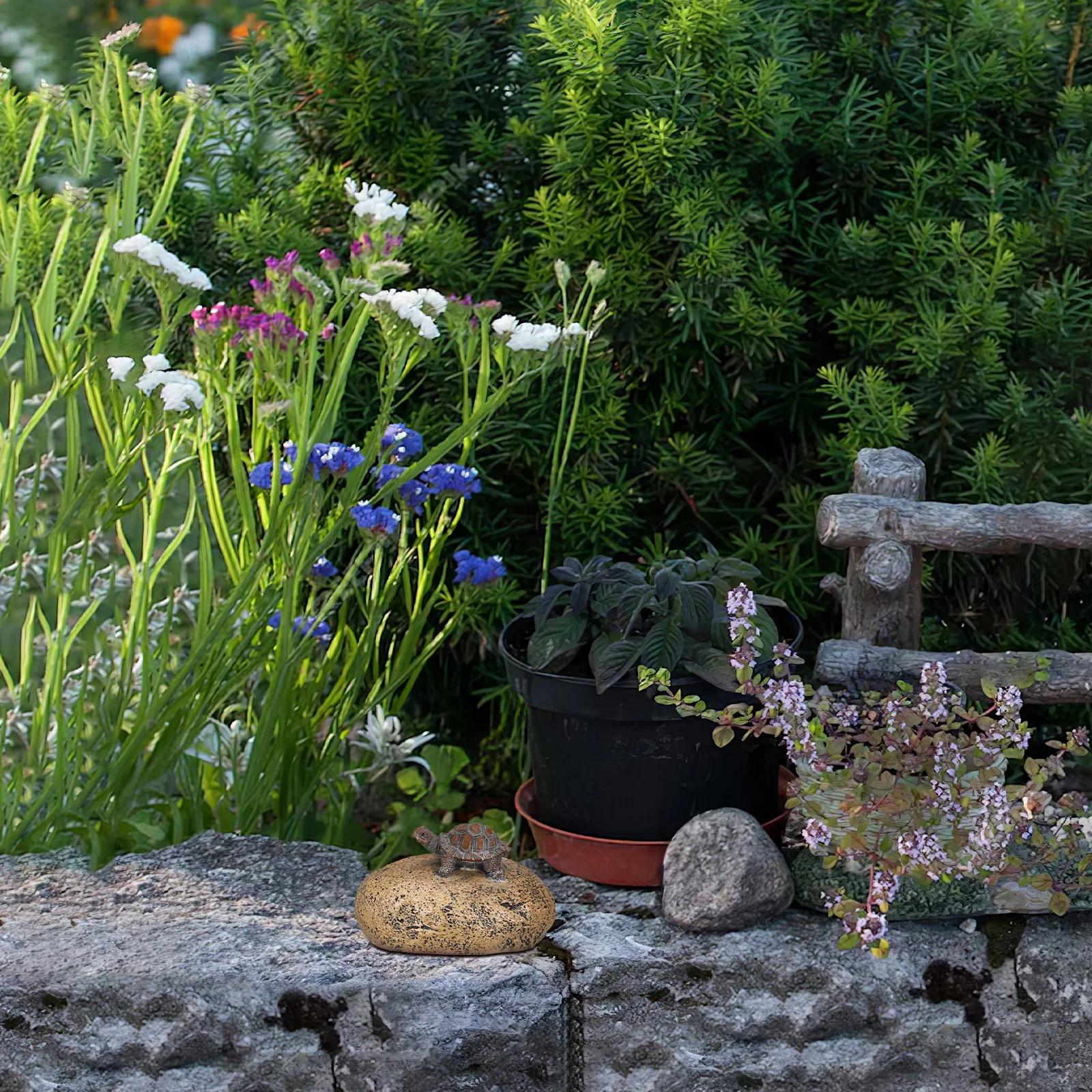 Garden Statues Turtle Box Realistic Turtle Stone Design Outdoor Garden Key Storage Hide A Key Rock Waterproof Case