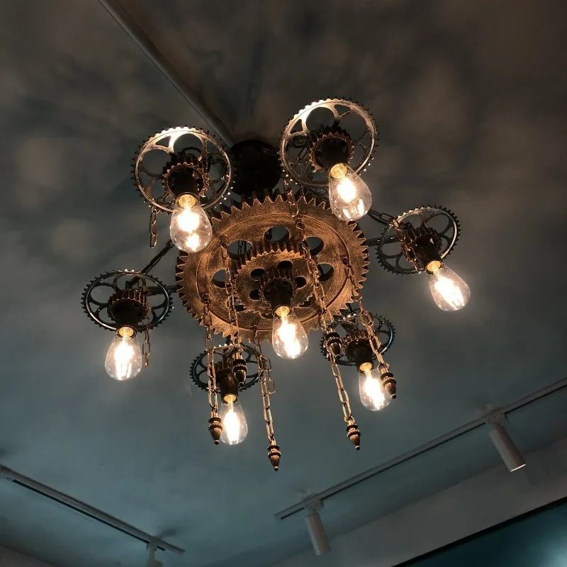 Industrial wind chandelier restaurant bar table gear, atmospheric nostalgia hair salon bar led clothing store chandelier