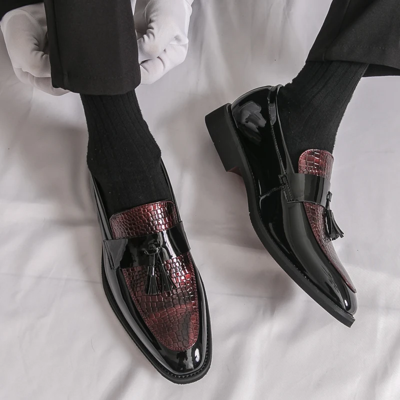 

Elegant Quality Gentlemen's Business Dress Leather Shoes Fashionable Low Cut Soft Comfortable Tassel Loafers Men's Driving Shoes
