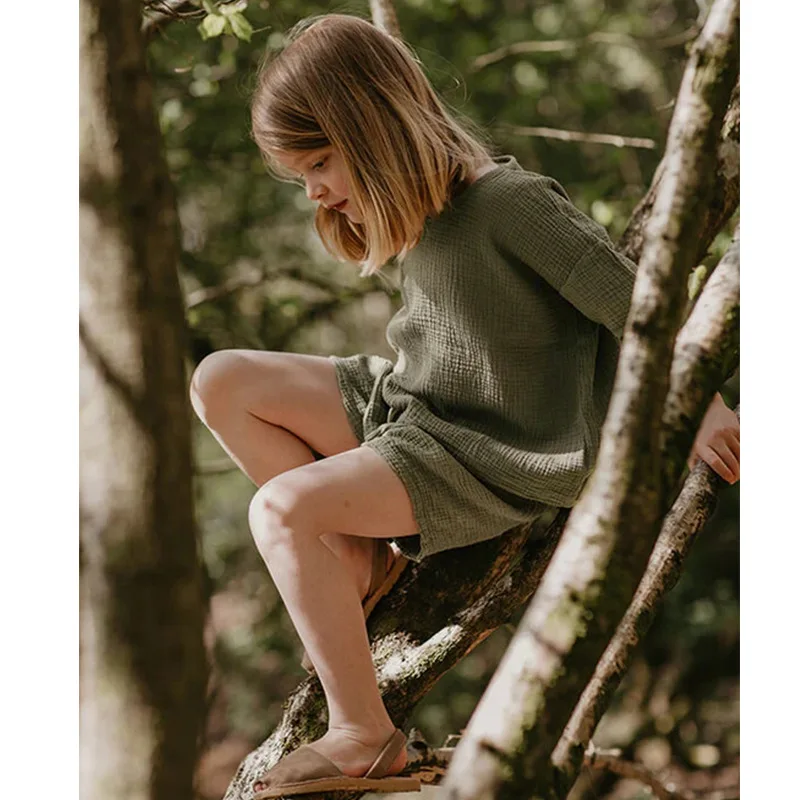 Set di camicie e pantaloncini in mussola per ragazze alla moda per bambini Set di pantaloncini larghi casual per l'estate dei bambini