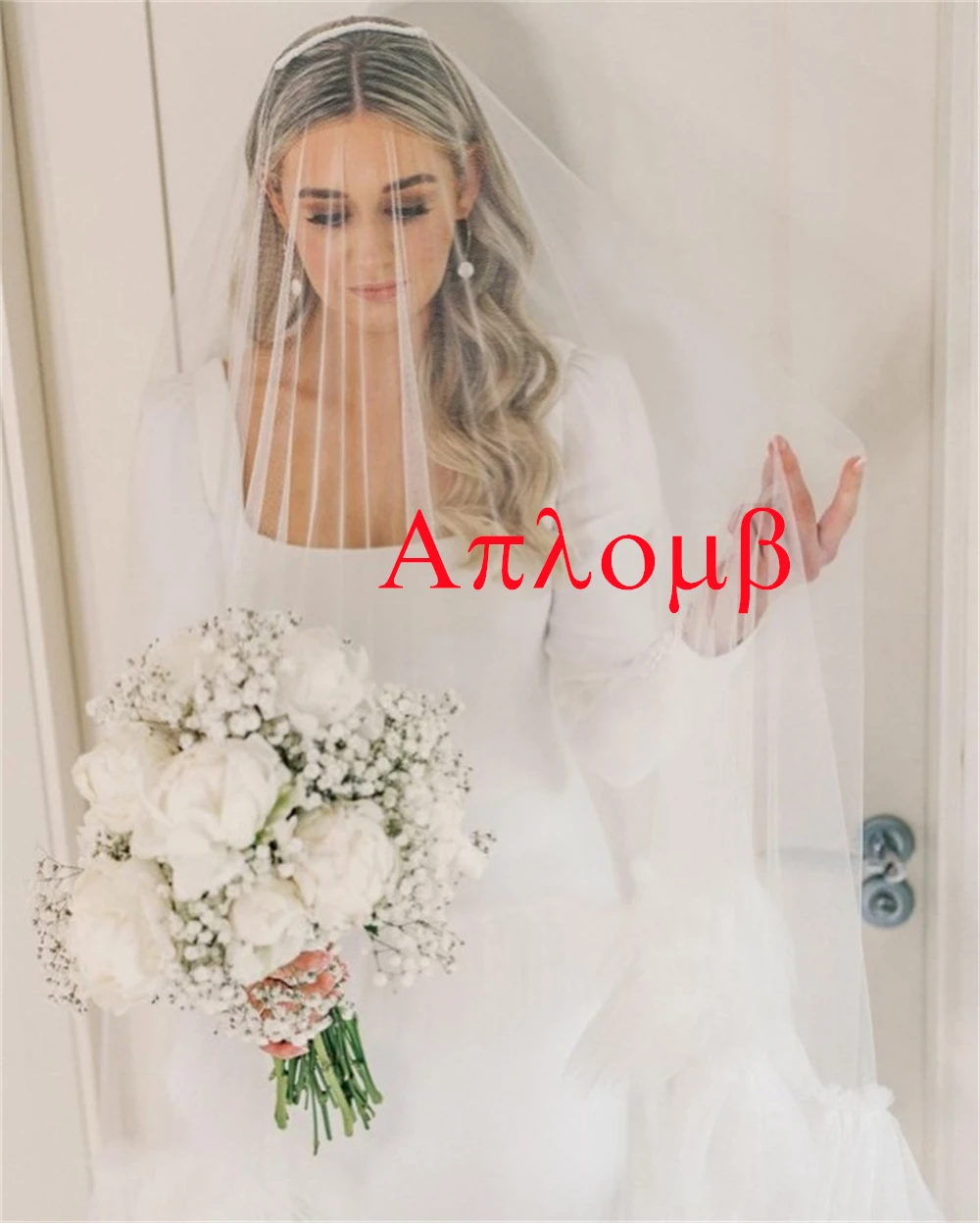 Customized Classic White Satin Wedding Dress Modern Strapless Off the Shoulder Sleeves Bridal Gowns Chapel Train Bridal Gowns