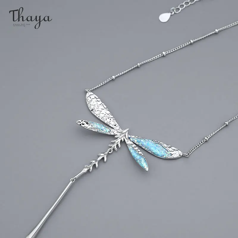 Thaya Fashion Women Necklace Original Design Elegant Girls Choker Pendant Dragonfly Necklace Female Party Jewelry Gift for Women