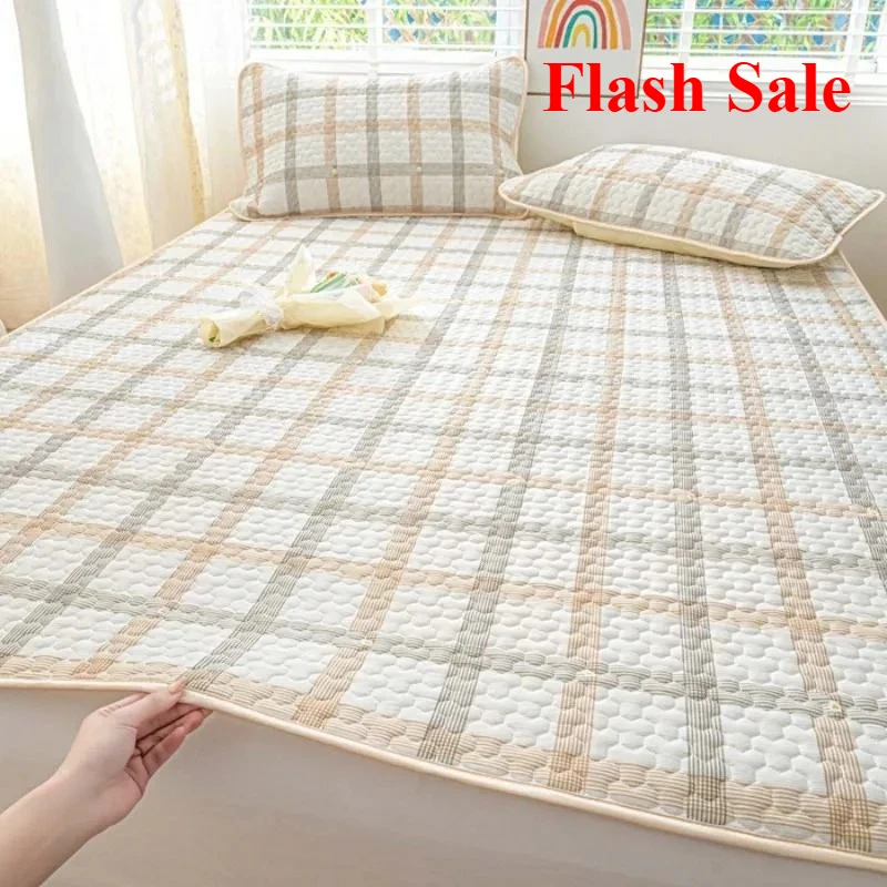 

2025 new ice silk mat cool mattress protective cover 3-piece set machine washable cool air conditioner seat