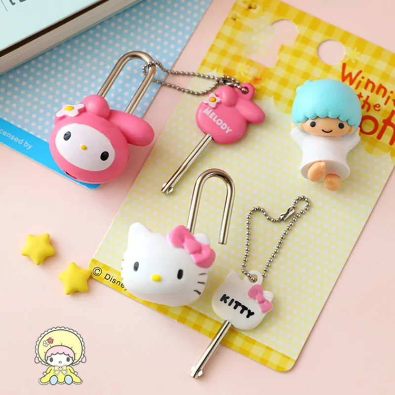 Sanrio Schloss-Vorhängeschloss Schubladenschrank Hello Kitty MyMelody Cartoon Mini Metall Reißverschluss Tasche Koffer Gepäckbox Schlüsselschloss mit Schlüssel