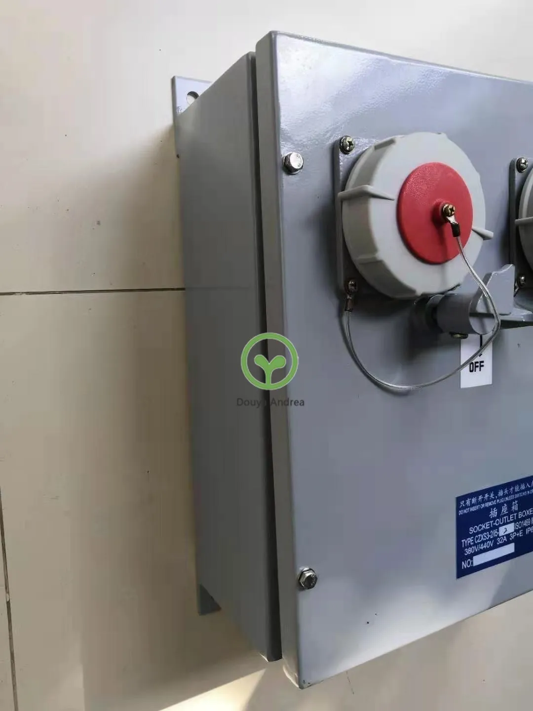 

Marine double refrigerated container power socket box CZXS3-2/I5 440V 32A 3P + E