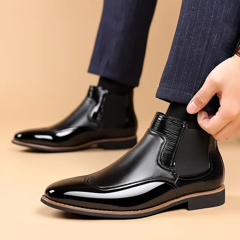 

Men's business casual leather shoes, patent leather casual glossy high-elastic leather boots
