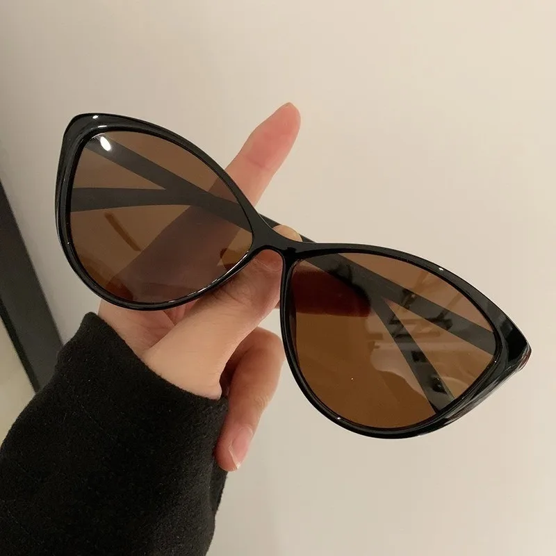 1/2 Stück koreanische Cat-Eye-Sonnenbrille, leicht, UV-Schutz, Retro-Trendy, für modische Damen – Detail 4
