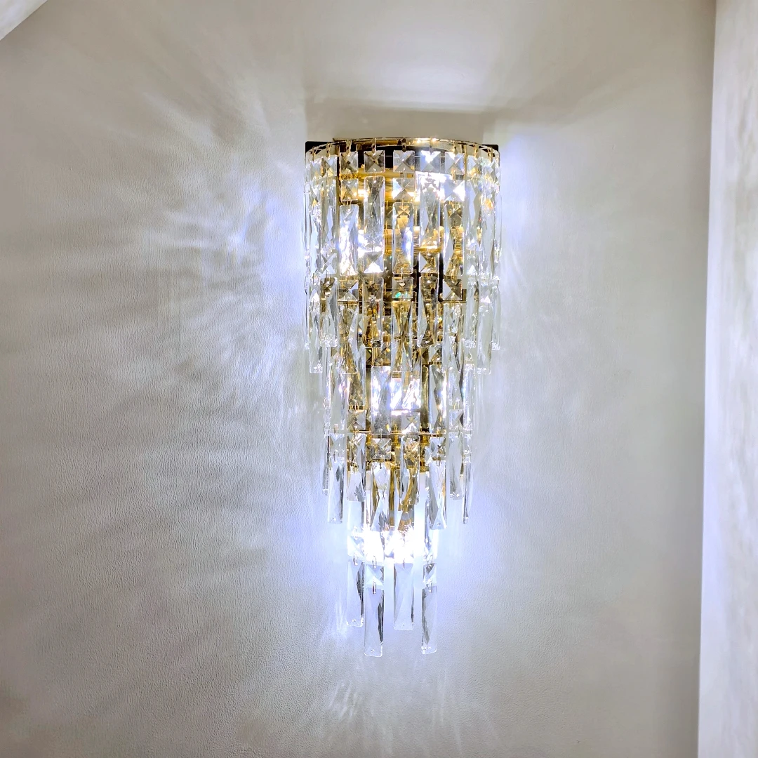 

Modern Luxury Crystal LED Wall Lamp High-End Stainless Steel Bedside Light for Bedroom Hotel Staircase Aisle Elegant Home Decor