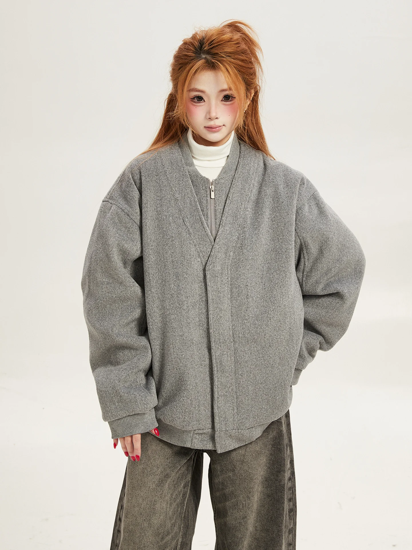 Gray Duck down Baseball Jacket Women's Winter Coat Simple Stylish Ant Design 3D Stereo Warmth Fashionable Commute Style