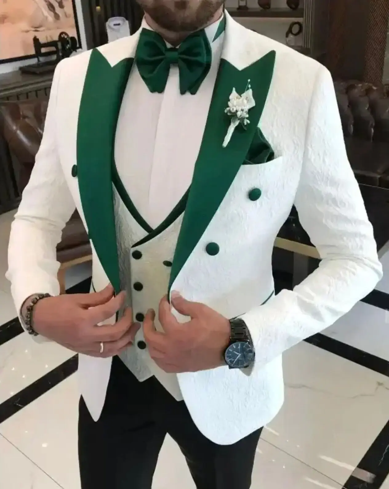 2020 new men's three piece jacket, trousers and vest custom fit men's wedding bridegroom best man Tuxedo Suit