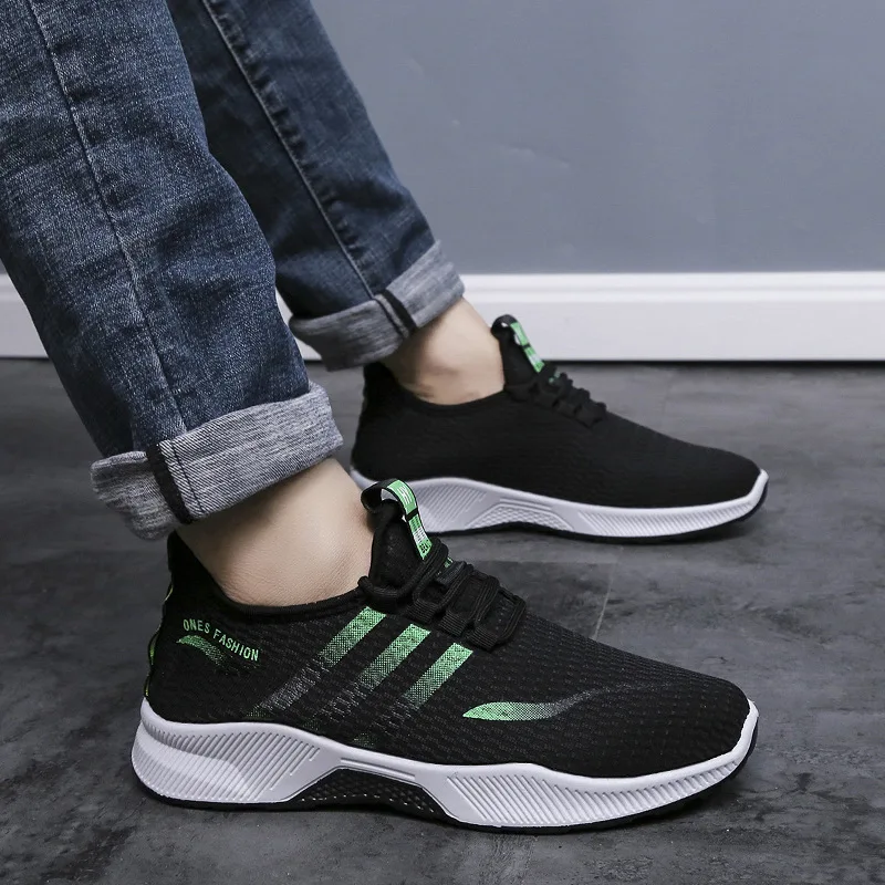 2024 New Spring and Autumn Men's Lightweight, Breathable, Soft soled Fashion Casual Sports Shoes