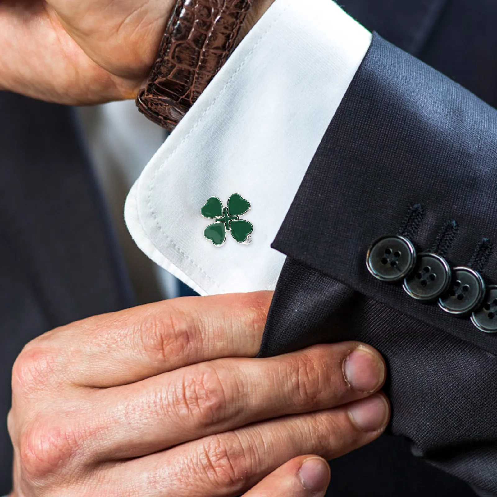 2Pcs Green Four Leaf Clover Irish Heart Enamel Cufflinks Alloy Classic Shirt Cuff Jewelry Good Luck for St Patricks Day