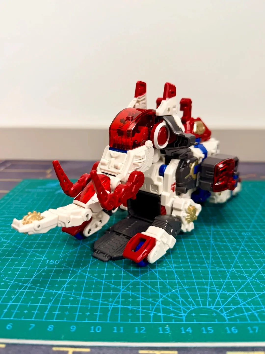 Nieuw origineel Beast Box-serie Safety Zone Mammoth 2.0 Transformation Toy Trendy Play geassembleerd Mech-model