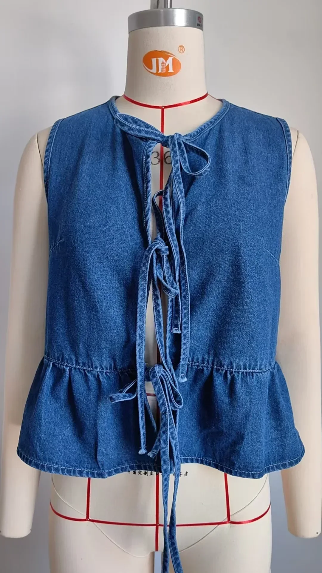 Denim Weste Frauen 2025, Weste, Schnürung, gewaschen, runder Kragen, Taschen, kurze Tops, weibliche Rüschen, ärmellose Jacke, Streetwear