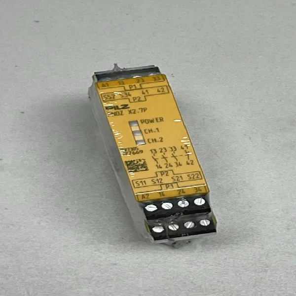 

/ Реле безопасности Switchgear X27p Id No: 777305 Совершенно новый оригинальный Spot Plc