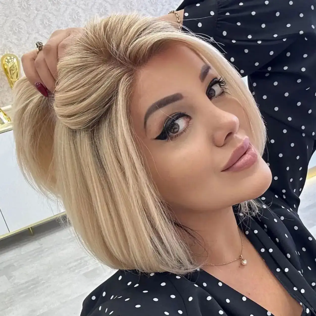 

Парик с коротким бобом высокой плотности 12 дюймов, термостойкий синтетический парик, натуральный прямой омбре, пепельно-русый, 13x4, парик спереди, подарок для девочек