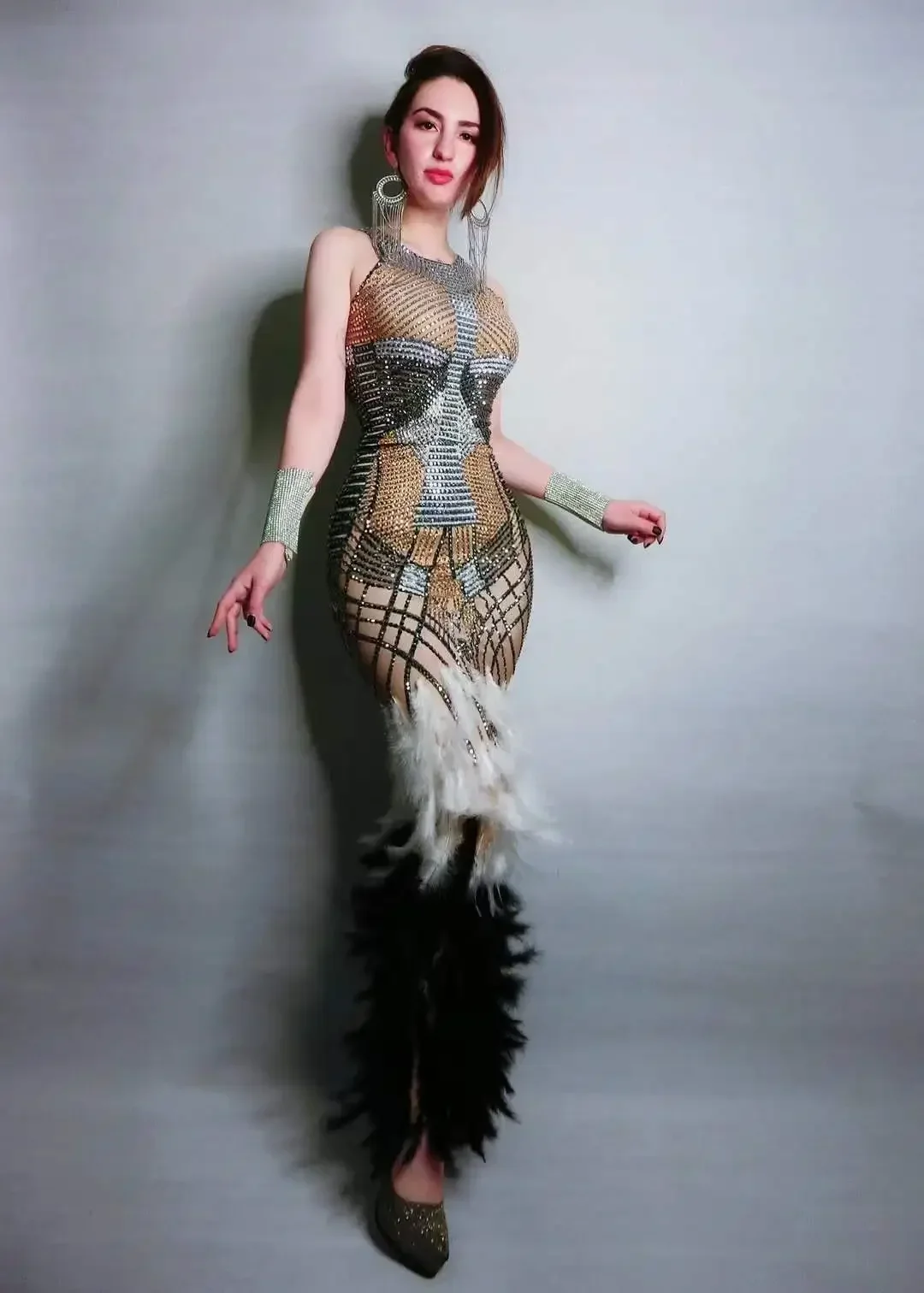 

Women Sleeveless Feather Rhinestone Sparkly Birthday Celebrate Long Dress Drag Queen Stage Singer Nightclub Bar Outfits 2025