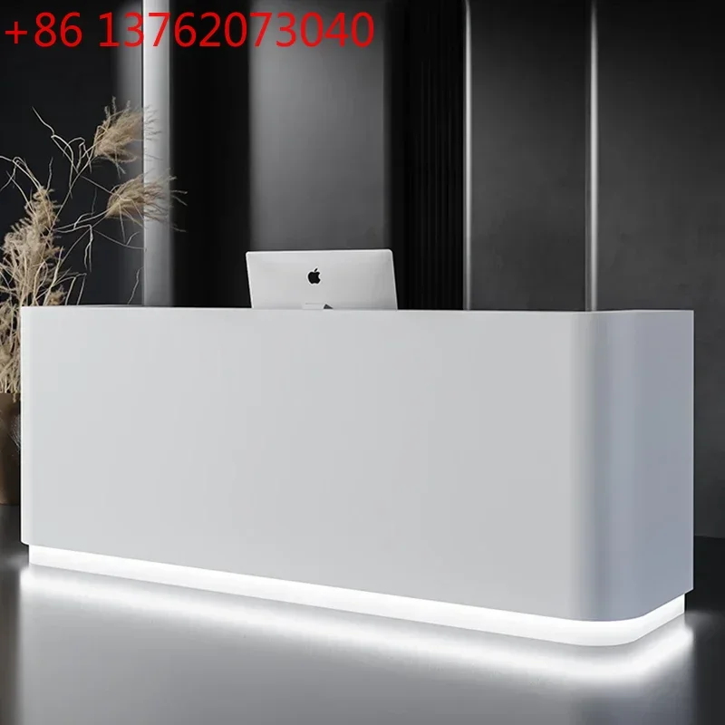 

Стойки ресепшн в скандинавском стиле для салонов красоты, элитных магазинов одежды, отелей и офисов