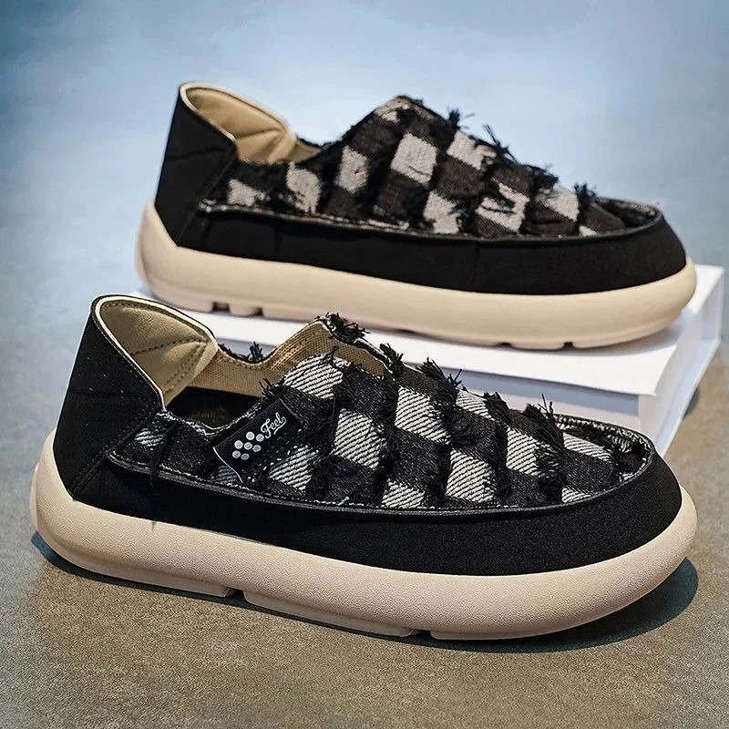 2026 New Men Canvas Shoes Summer Slip On Casual Sneakers Soft Sole Skateboard Shoes