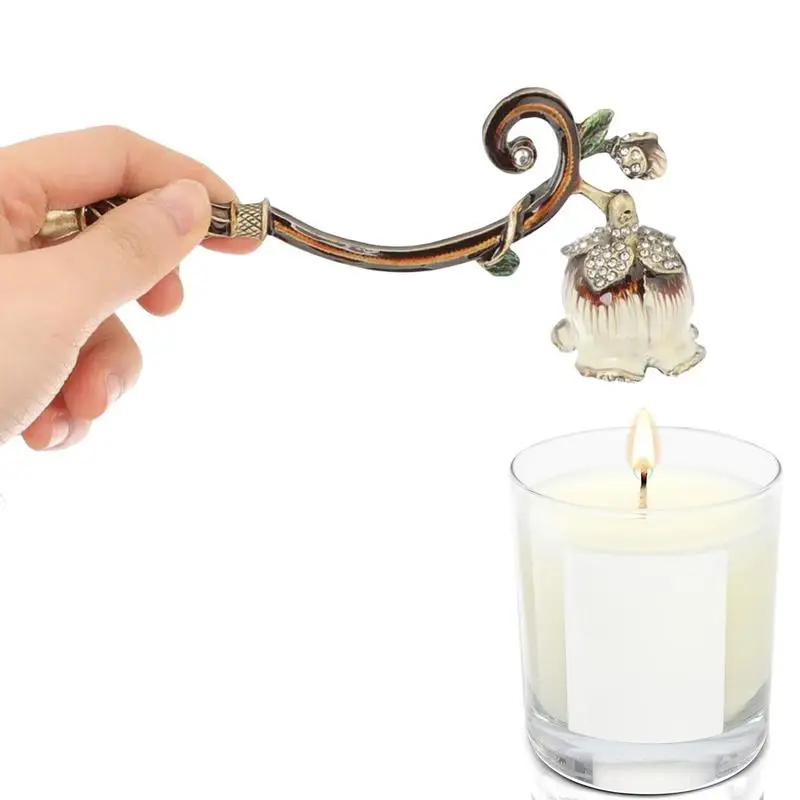 Aromatherapy Candle Snuffer Vintage Metal Candle Extinguisher With Long Non-slip Handle Household Aromatherapy Candles Accessory