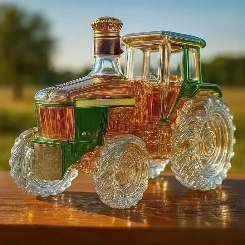 Tractor Shaped Whiskey Decanter High Borosilicate Glass Sparkling Wine Bottle Holder Decorative Glassware for Home Ornament