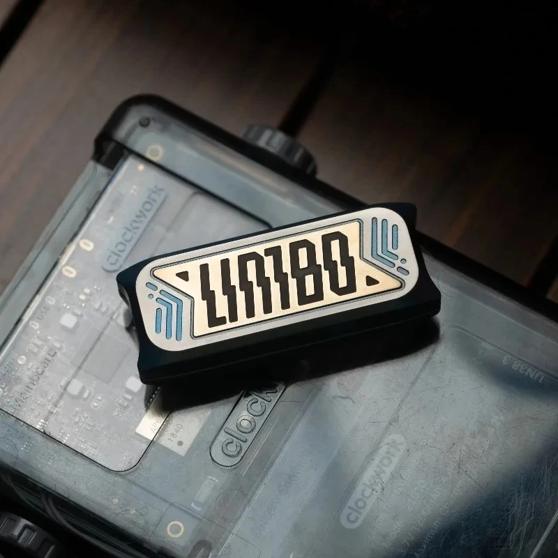 Lingbao LimboEDC الميكانيكية سبائك التيتانيوم القط الإصبع دفع بطاقة الضغط سطح المكتب لعبة هدية