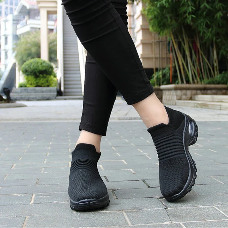 Women Sneakers Fashion Breathable Walking Mesh Platform Shoes Sneakers for Women Gym Vulcanized Shoes Black Female