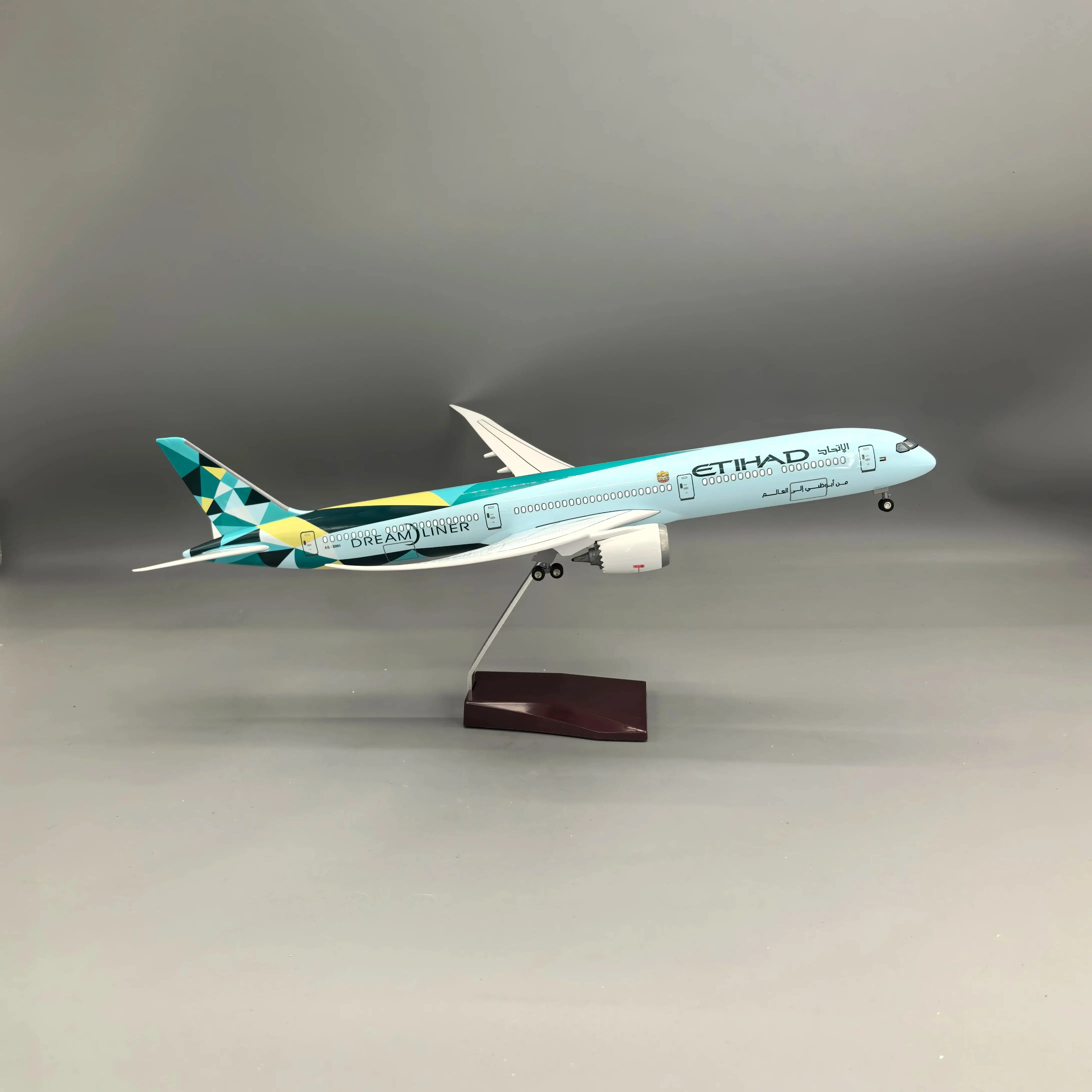 47CM 1:130 Scale B787 Etihad Aircraft Model 787 Model Airplane Diecast Resin Aircraft Home Collection Display