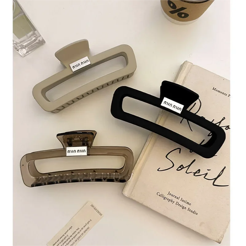 3 pçs elegante fosco carta grampos de cabelo para mulheres grande tubarão braçadeira grampos de cabelo parte de trás da cabeça apertos de cabelo elegantes acessórios de cabelo