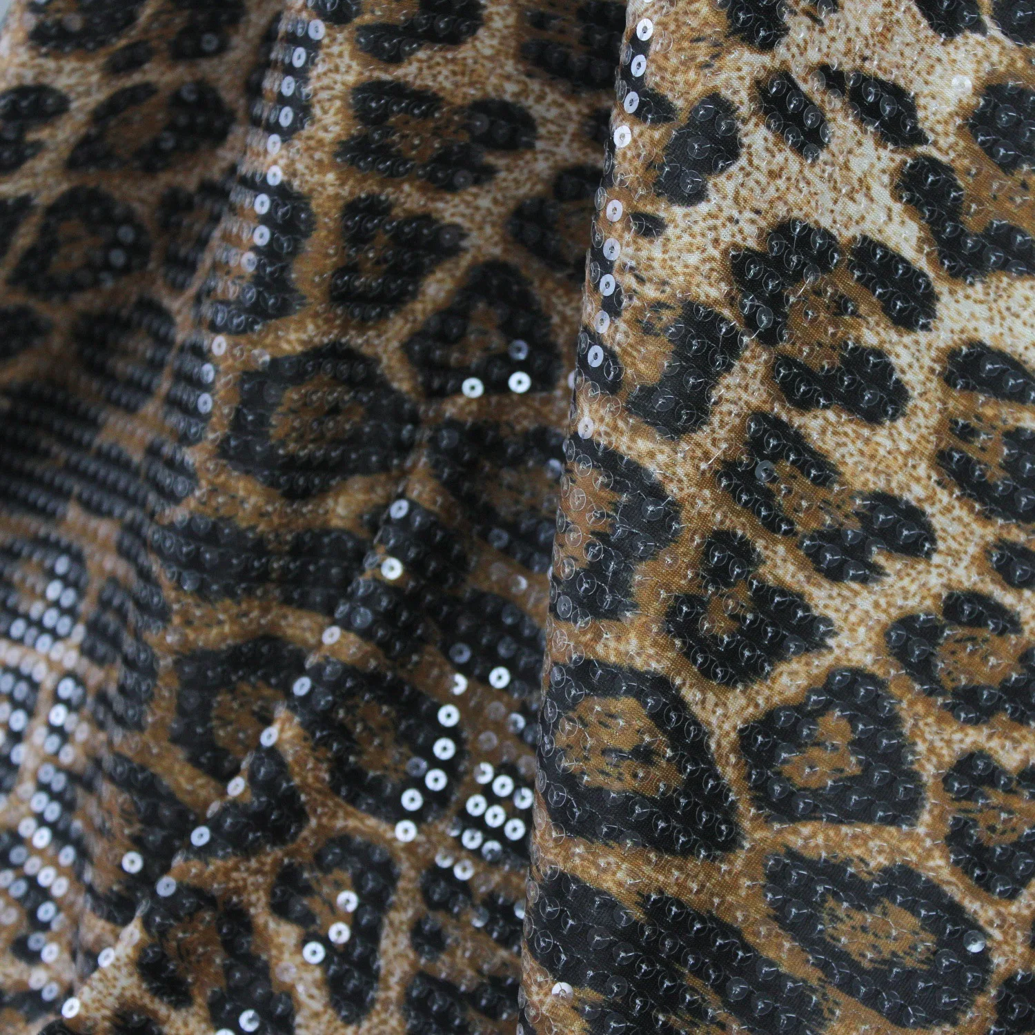 

Clothing Designer Fabric Knitted Bottom Cloth Skirt Coat High Elastic Sequined Evening Dress Leopard Print Embroidery Fashion