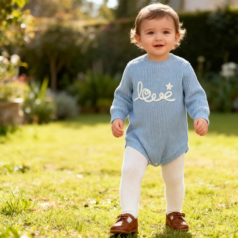 ربيع جديد 2026 0-24 متر طفل رضيع الفتيان الفتيات محبوك رومبير بأكمام طويلة التطريز الرضع طفل محبوك بذلة