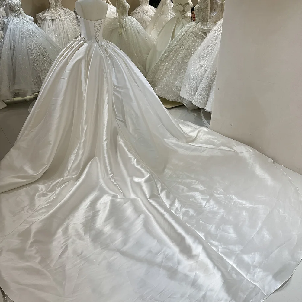 فستان زفاف فاخر من الساتان مع دانتيل مزين بحفلة الأميرة بدون أكمام بدون حمالات فستان عروس مخصص فيستدو دي نوفيا #2