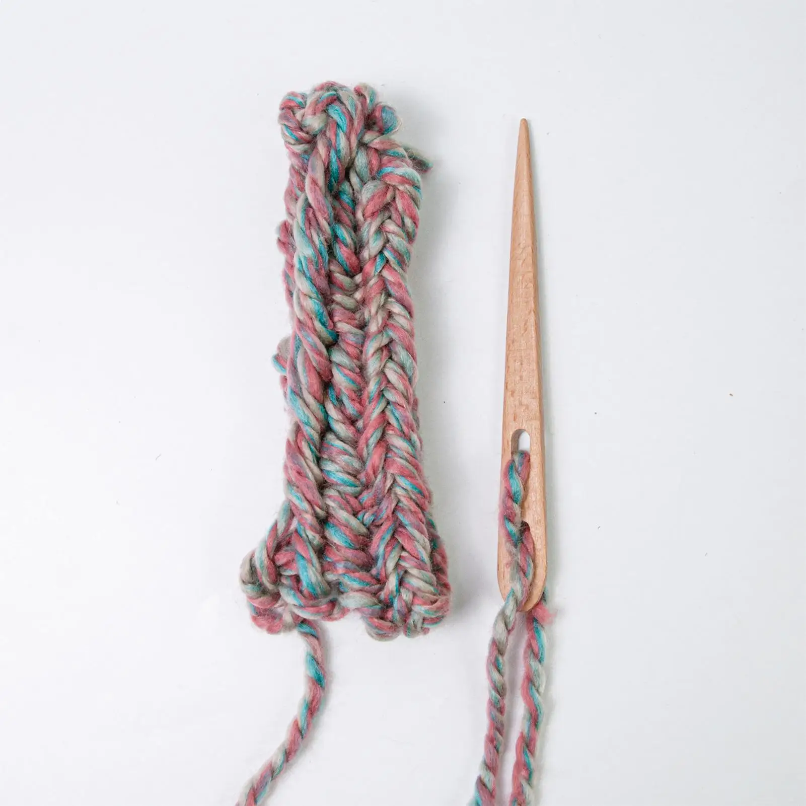 2Pcs/Set Nalbinding Needle Wood with Large Two-Eyed. Handmade Binding Tool, Tapestry Needle Weaving/Knitting/Crochet Supplies