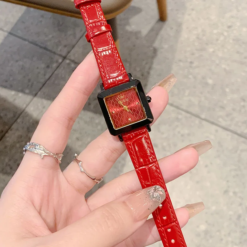 Stylish Quartz WristwatchSmall Square Design, Minimalist Style, New Fashionable Women'S Watch, High-End Selection, Women'S Gift.