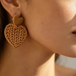 Sweet Knitted Heart Clay Earrings Braided Heart Dangle Romantic Earth Tone Jewelry Cozy Sweater Texture Handmade Accessories