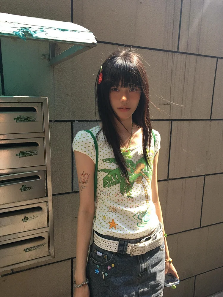 

American Sweet Spicy Girl een Polka Dot ort Sve T-irt Women Summer nut Forest Print Slimming ort Length Top