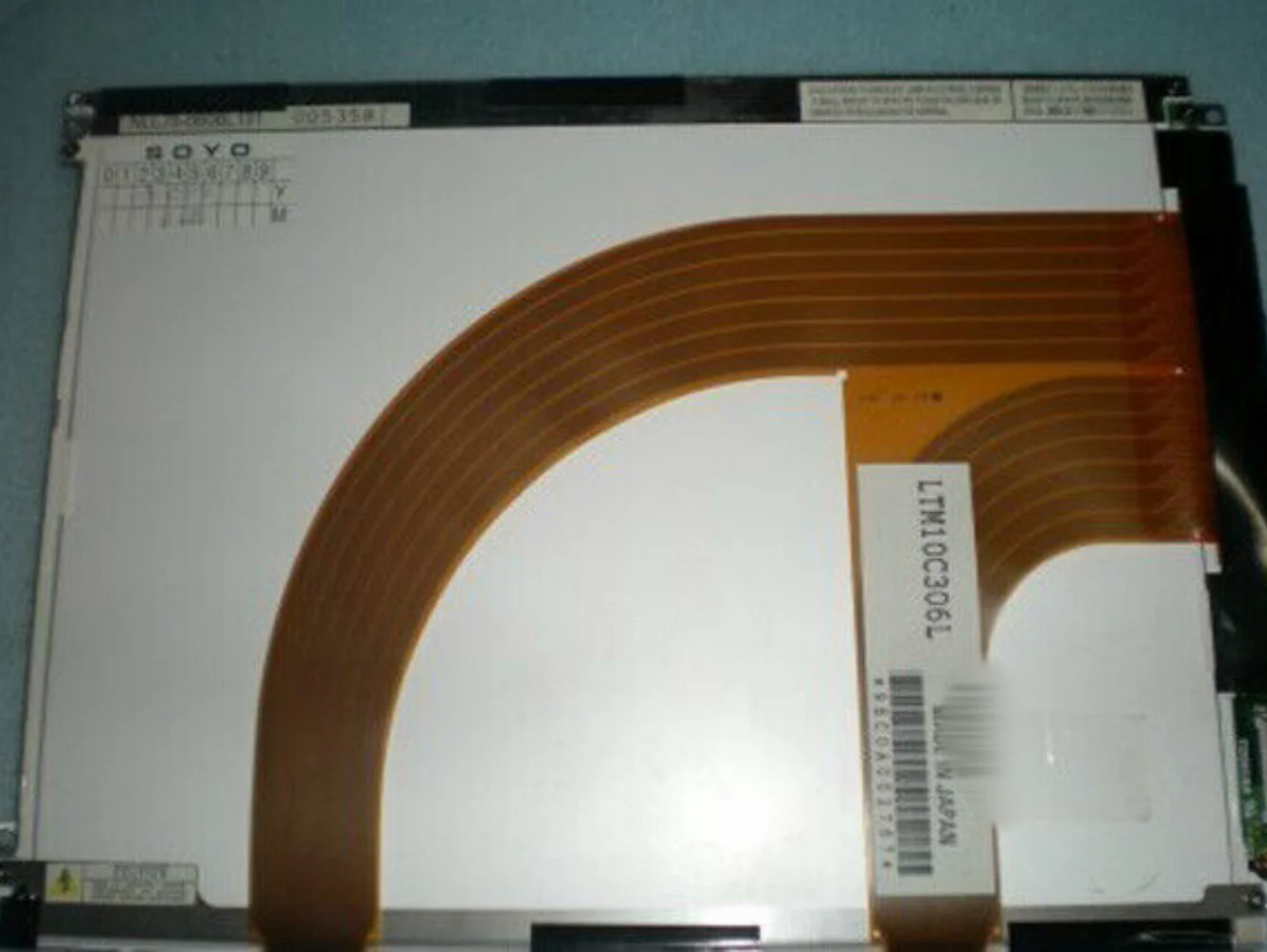 Wyświetlacz LCD 1024×768 LTM10C306L