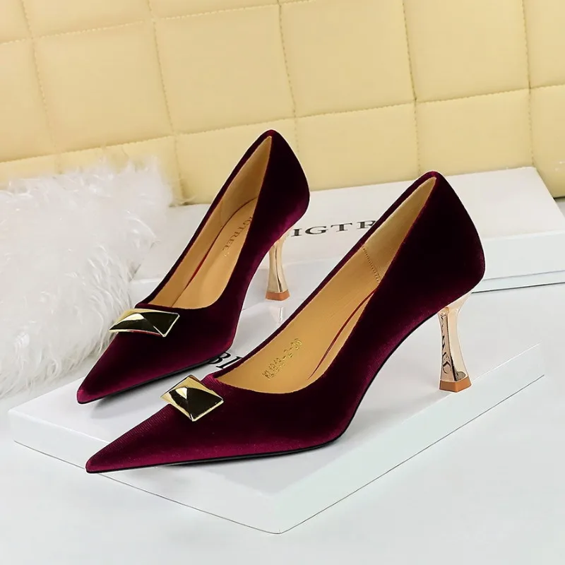 

BIGTREE Shoes woman pumps classic basic Metal decoration Pointed Toe Flock 7CM Thin high heels Mature Lady Party Sexy Women Shoe