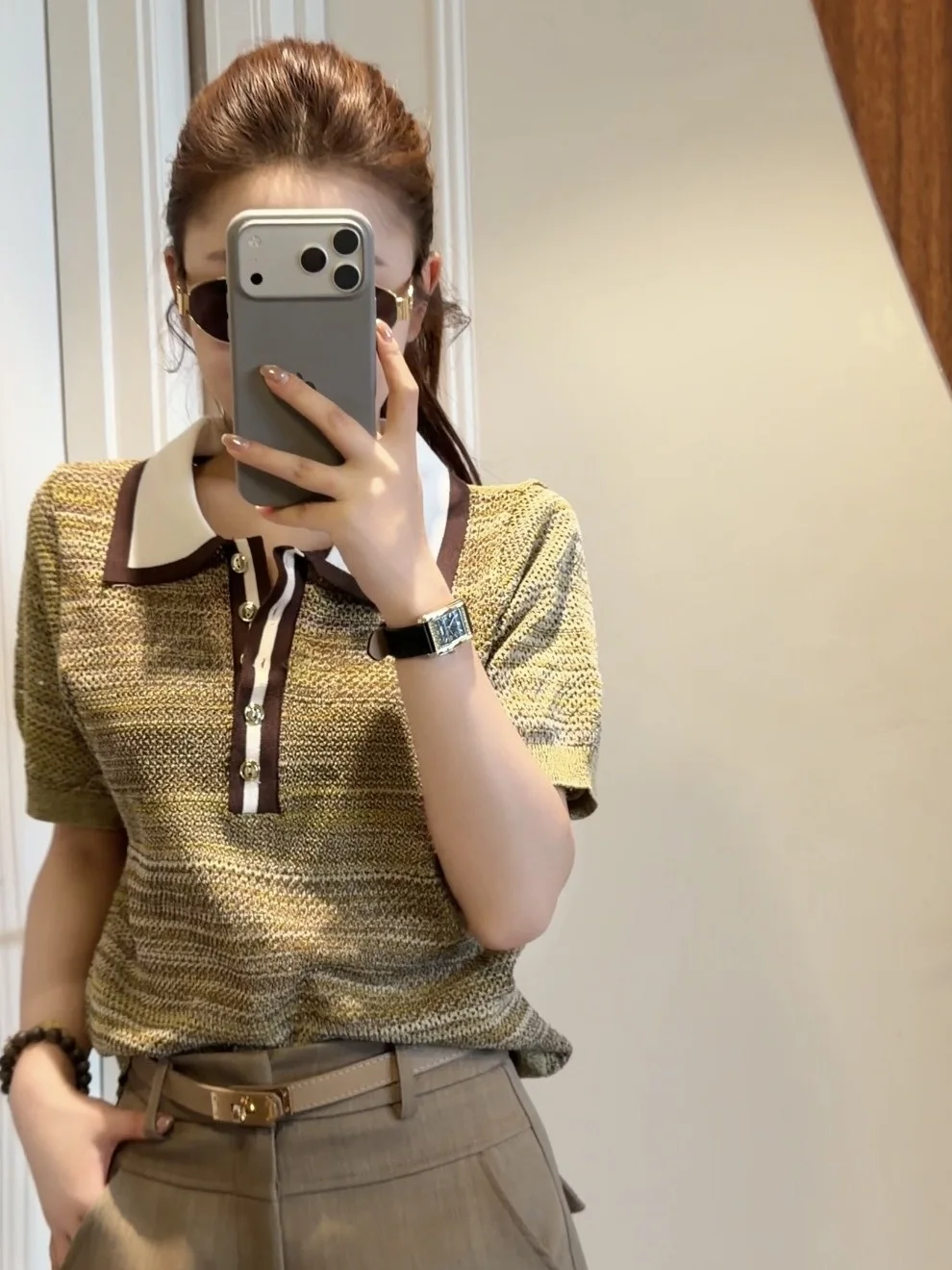 Summer 2026 New Style British  Neck Loose Hollow out Short Sleeve T-Shirt Women's Luxury Slim Fit  Color Fashion