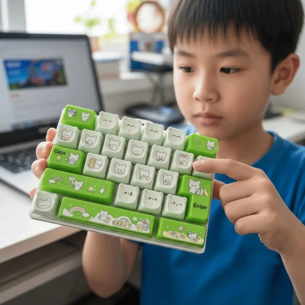 26 Mechanical Keys Keyboard Fidget Compact Size Rainbow Mini Mechanical Keypad Smooth Clicky Lightweight